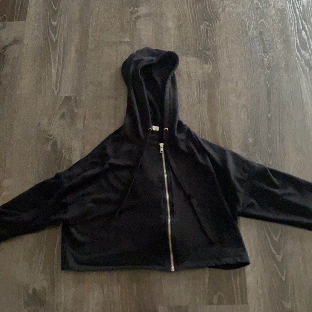 all black cropped women’s jacket